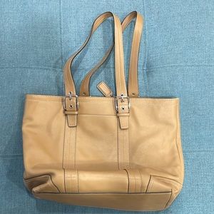Zip-top coach bag